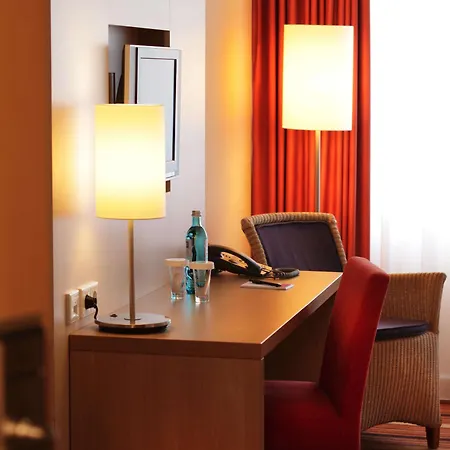 H+ Hotel
