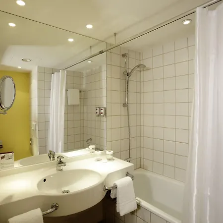 H+ Hotel